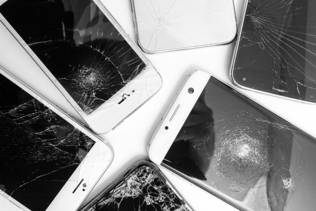 broken screen phones